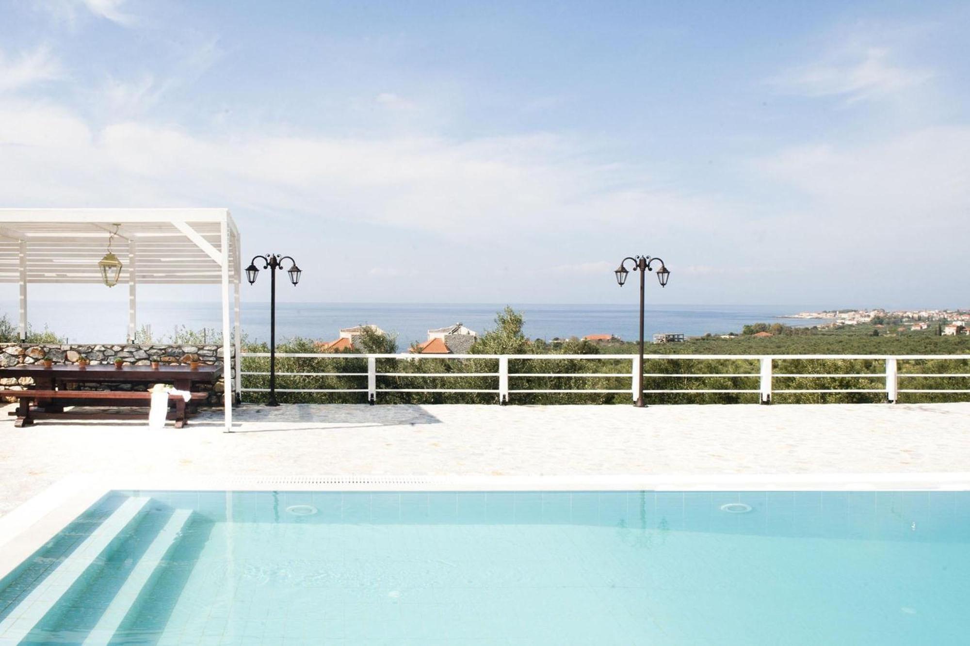 Poliana Estate Villas Riglia エクステリア 写真